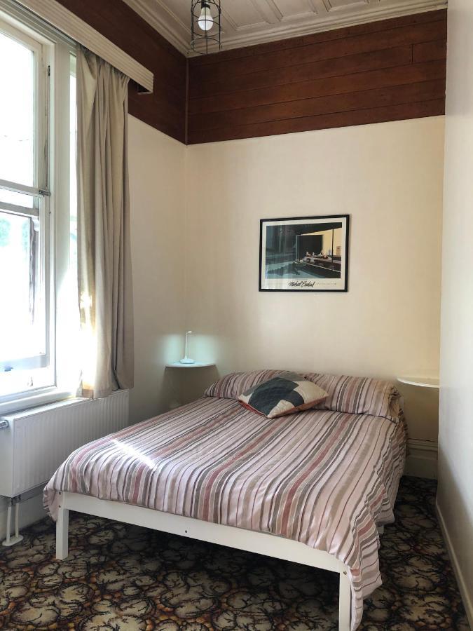 Oasis Accommodation Опотики Екстериор снимка
